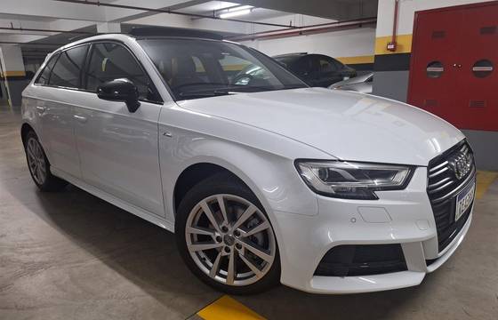 AUDI A3 1.4 TFSI GASOLINA SPORTBACK PRESTIGE PLUS S-TRONIC